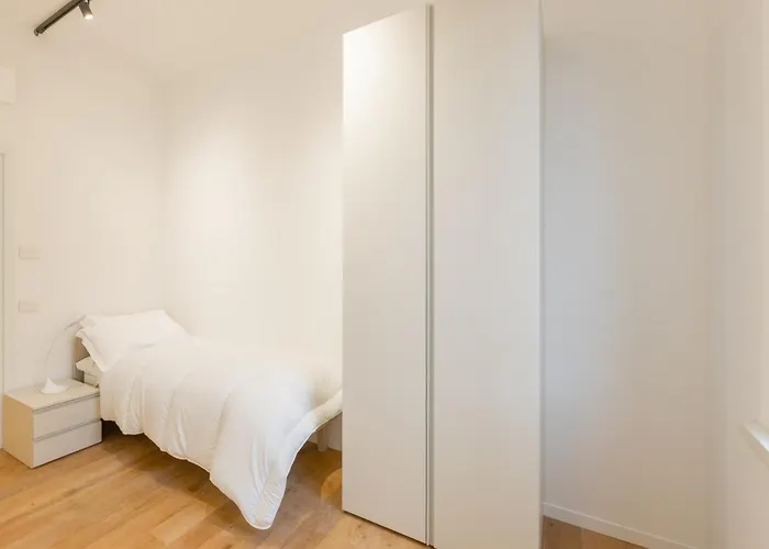 Charme Via De' Fogliani Apartment